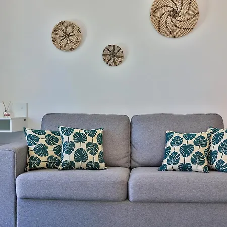 Le Vallaya & アパート