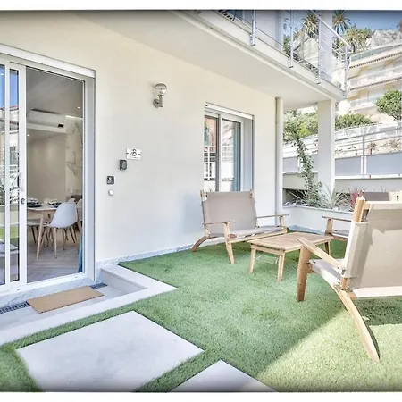 Le Vallaya & מנטון