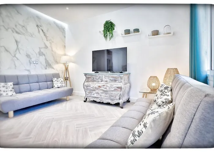 Le Vallaya & Μεντόν